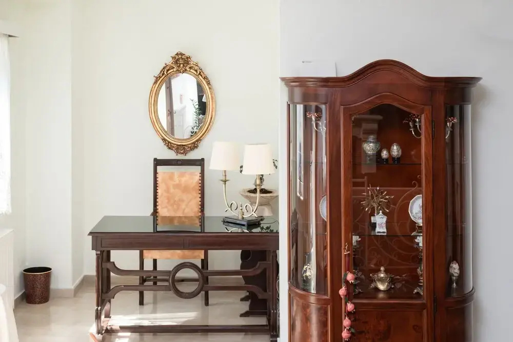 Elegant Harbour Apartment