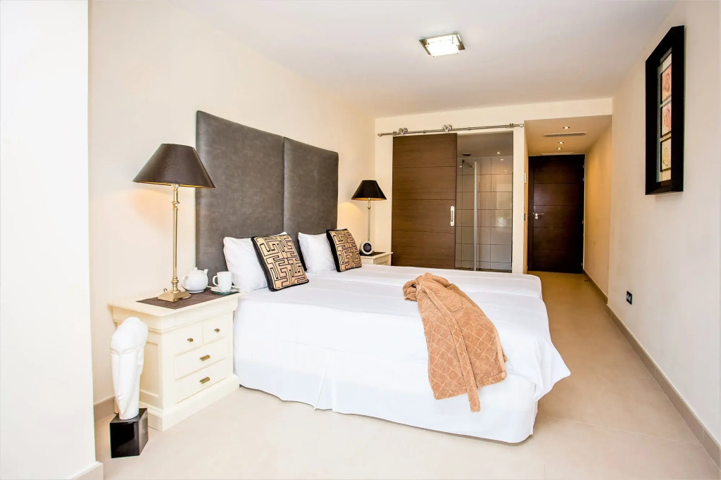5 B/R VILLA BY PUERTO BANUS & SEA 5min ✴️✴️✴️✴️✴️