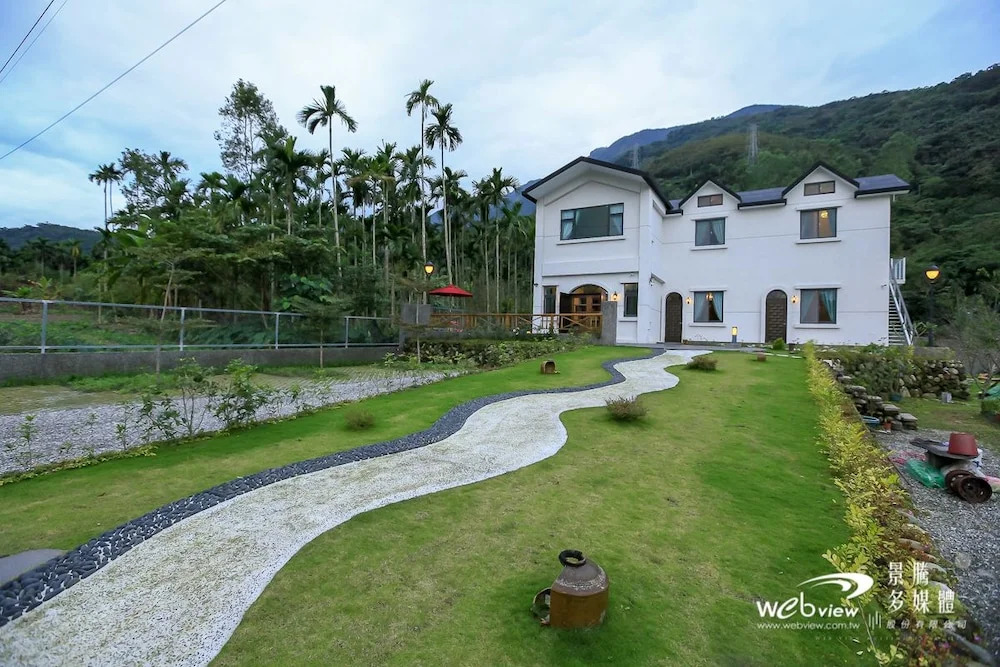 Wuju Wusu B&B