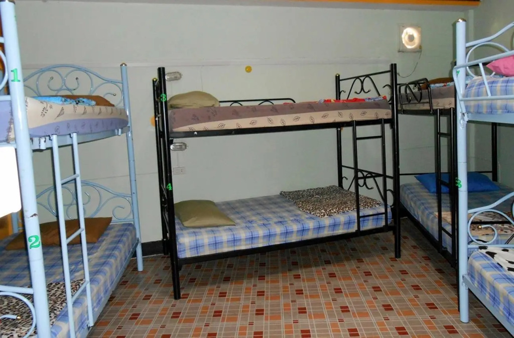 The Living Place 3 - Hostel