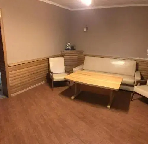 Hotel 412