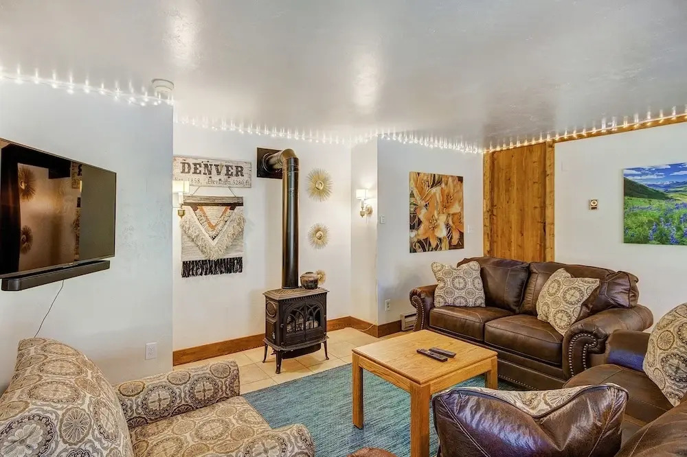 Whispering Pines - 4 Br Home