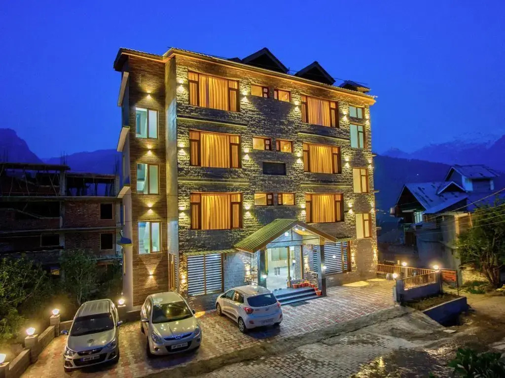 Swastik Grand Manali