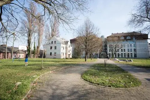City Beach Hostel