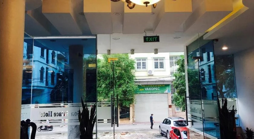 Saigon Palace by OYO Rooms