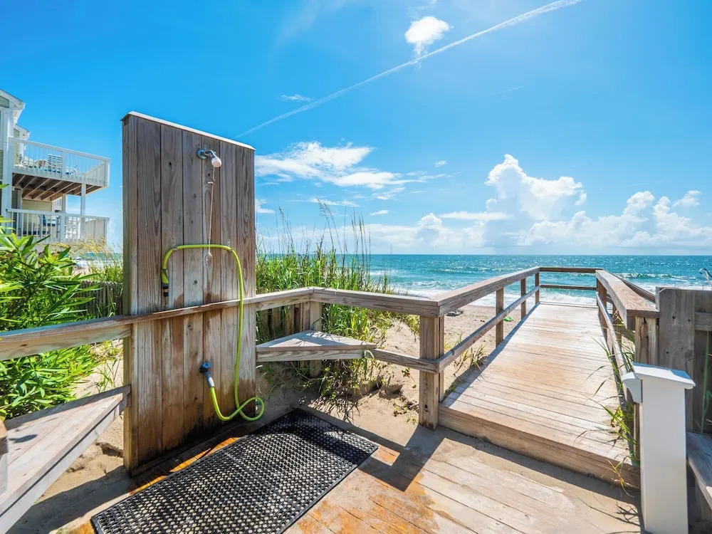 Ocean Dunes 306