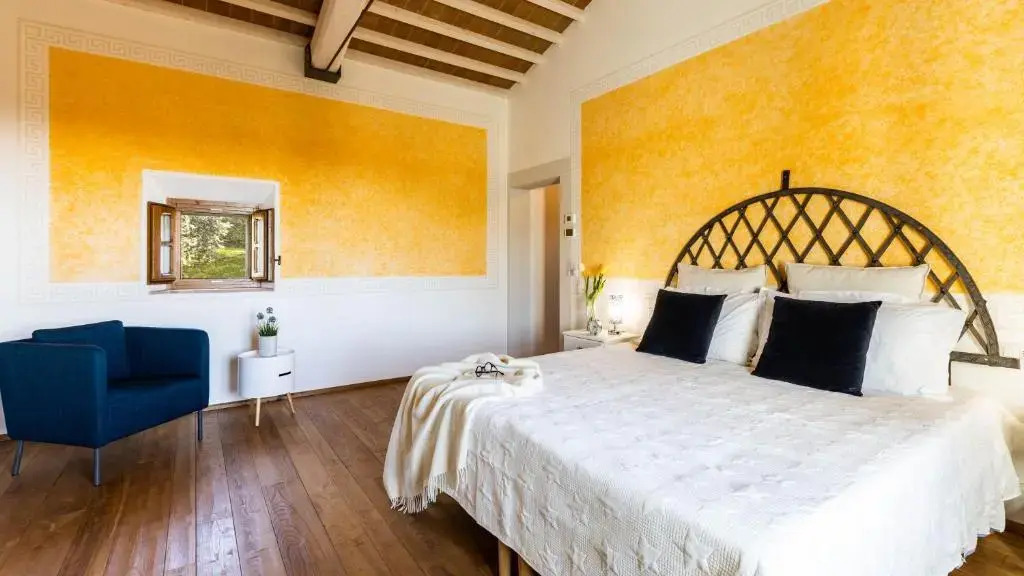 TORRE ANGELINA 10&2, Emma Villas