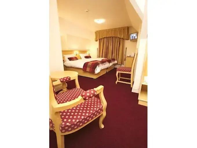 Gateway Hotel