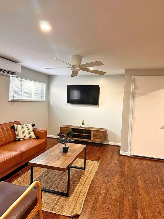 Modern 2 Bed Near Rice University