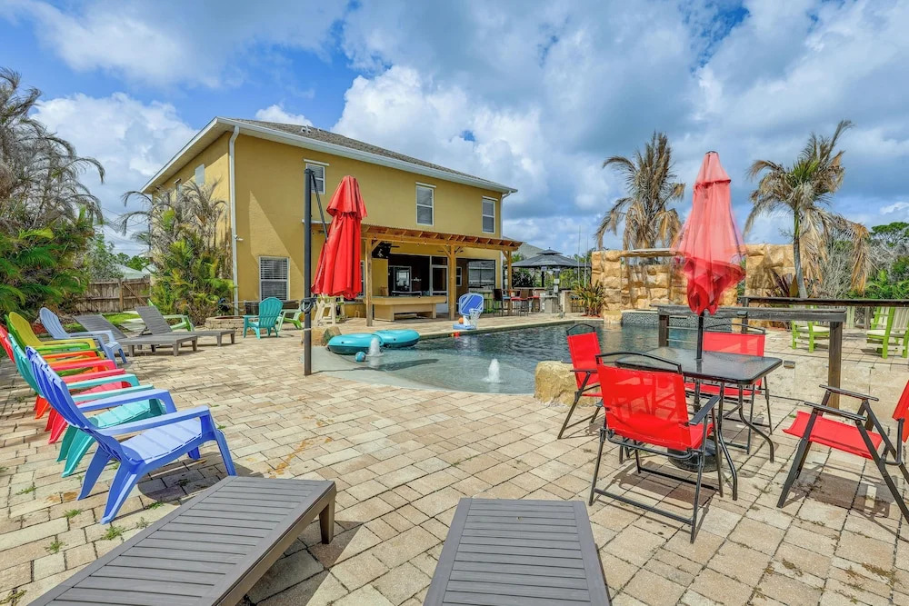 Pool & Spa: Spacious Port St Lucie Villa
