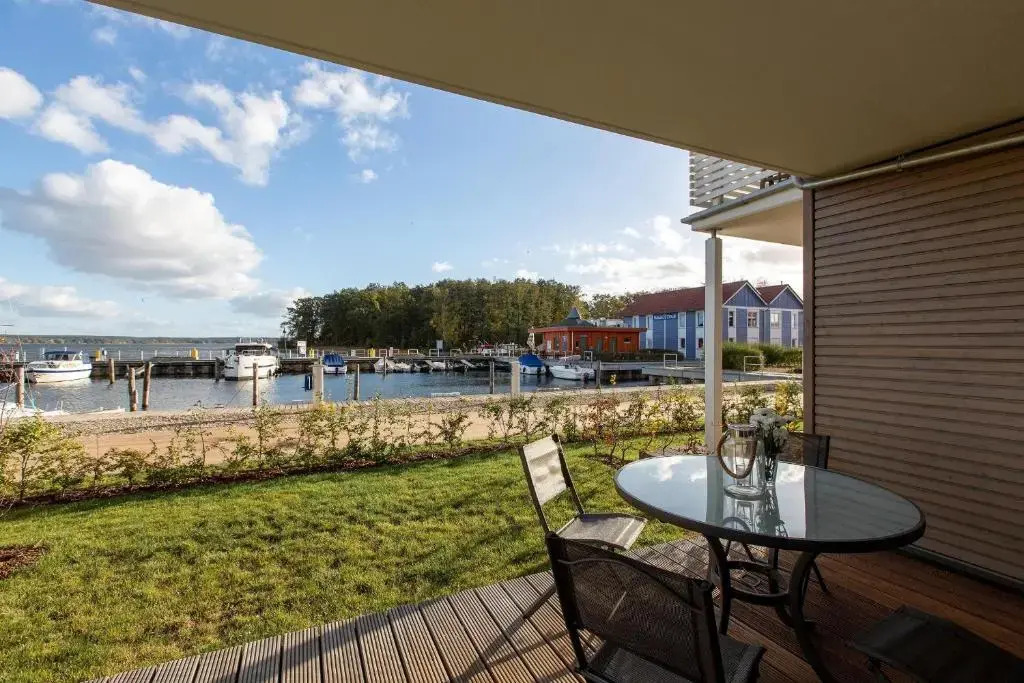 2 Zimmerapartment optional Bootsliegeplatz P6A2