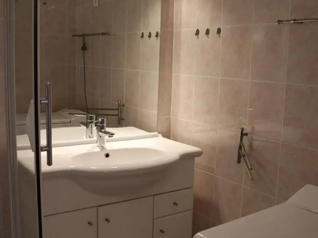 Studio Cavalaire-sur-Mer, 1 pièce, 4 personnes - FR-1-100-119