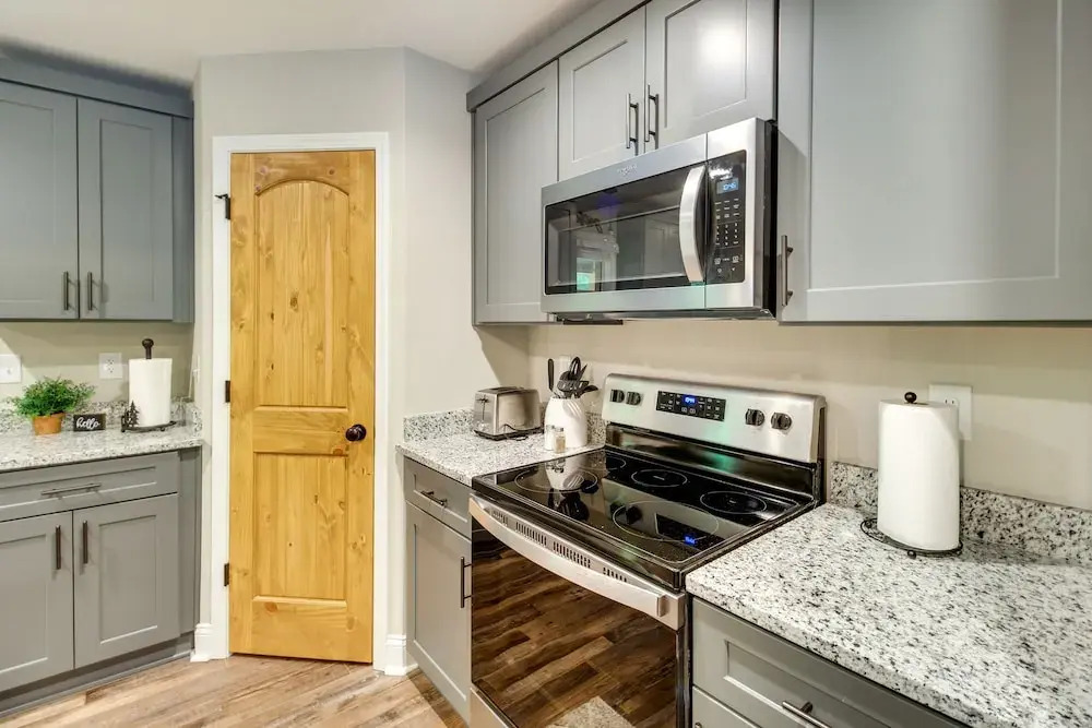 Ellijay Retreat w/ Access to Community Pools!