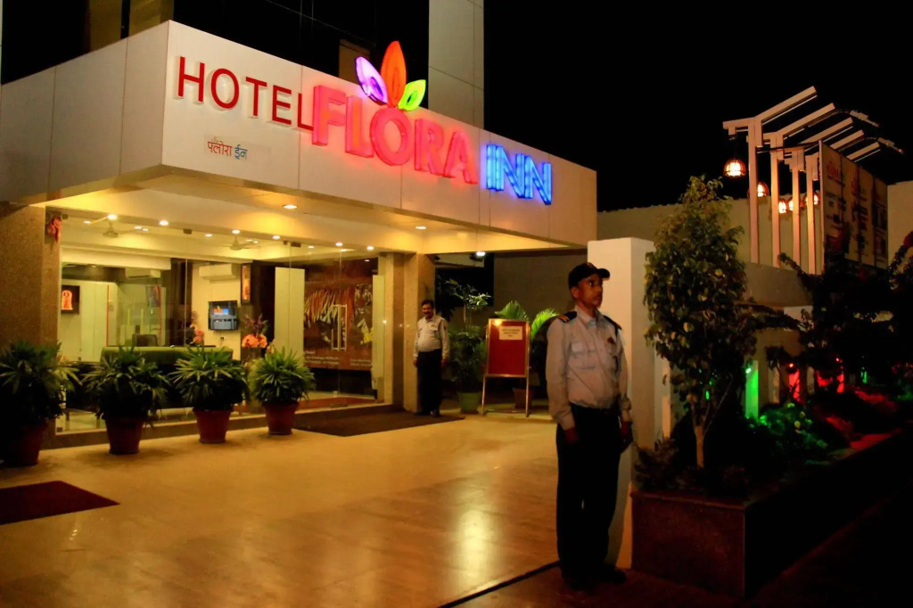 Hotel Flora Inn
