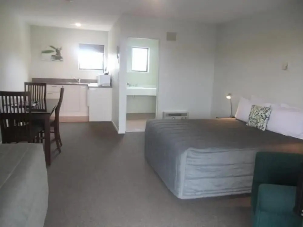 Darfield Motel