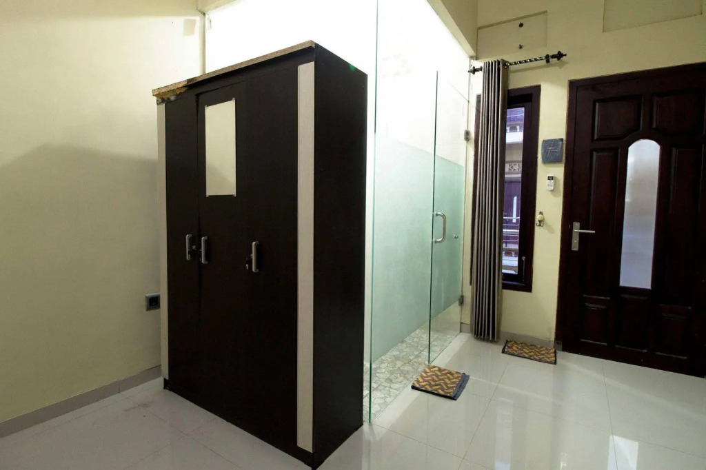 RedDoorz near Petra University
