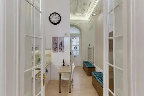 Bella DeLux Apartment