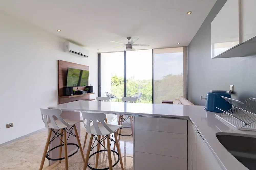 Menesse 205 by CocoBR