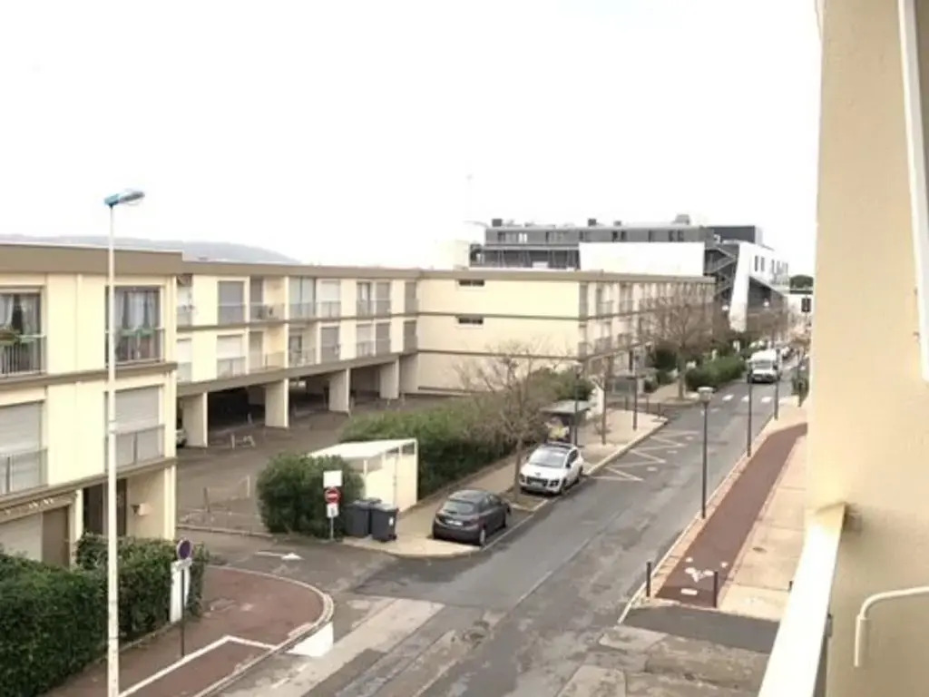 Appartement Balaruc-les-Bains, 1 pièce, 4 personnes - FR-1-503-16