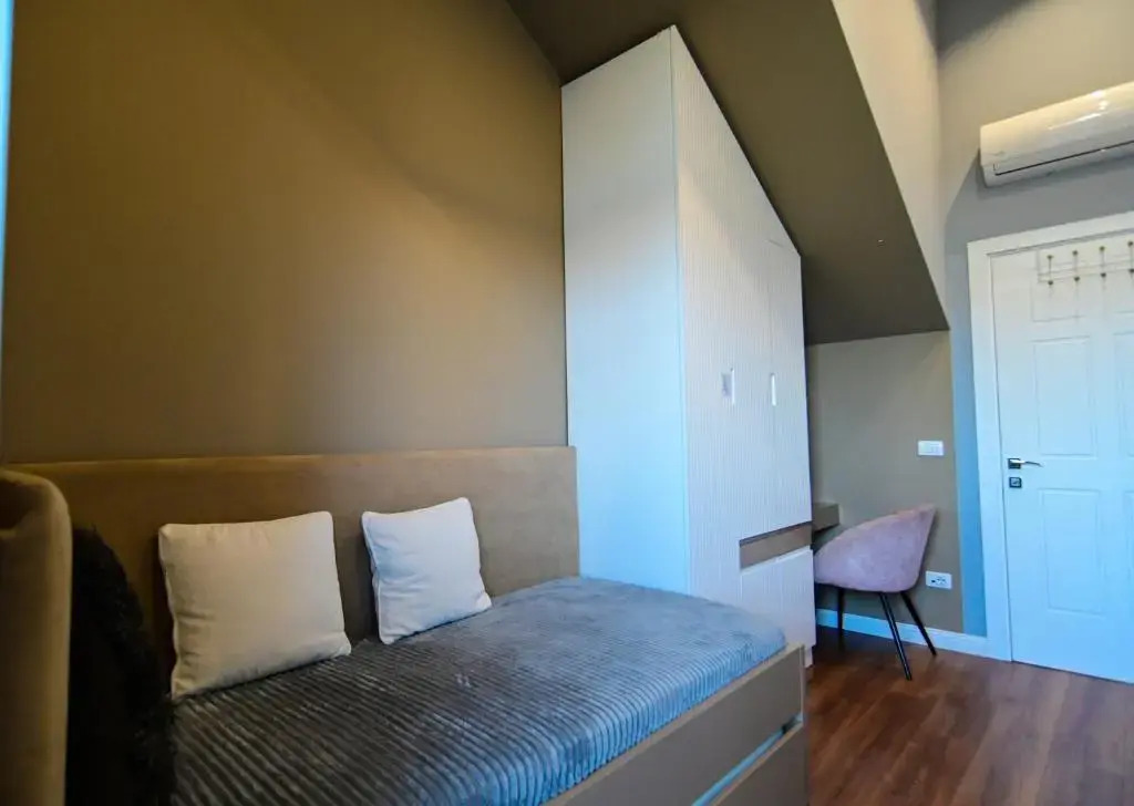 Stylish two bedroom house with private pool