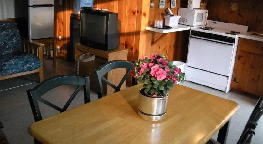 Bass River Motel