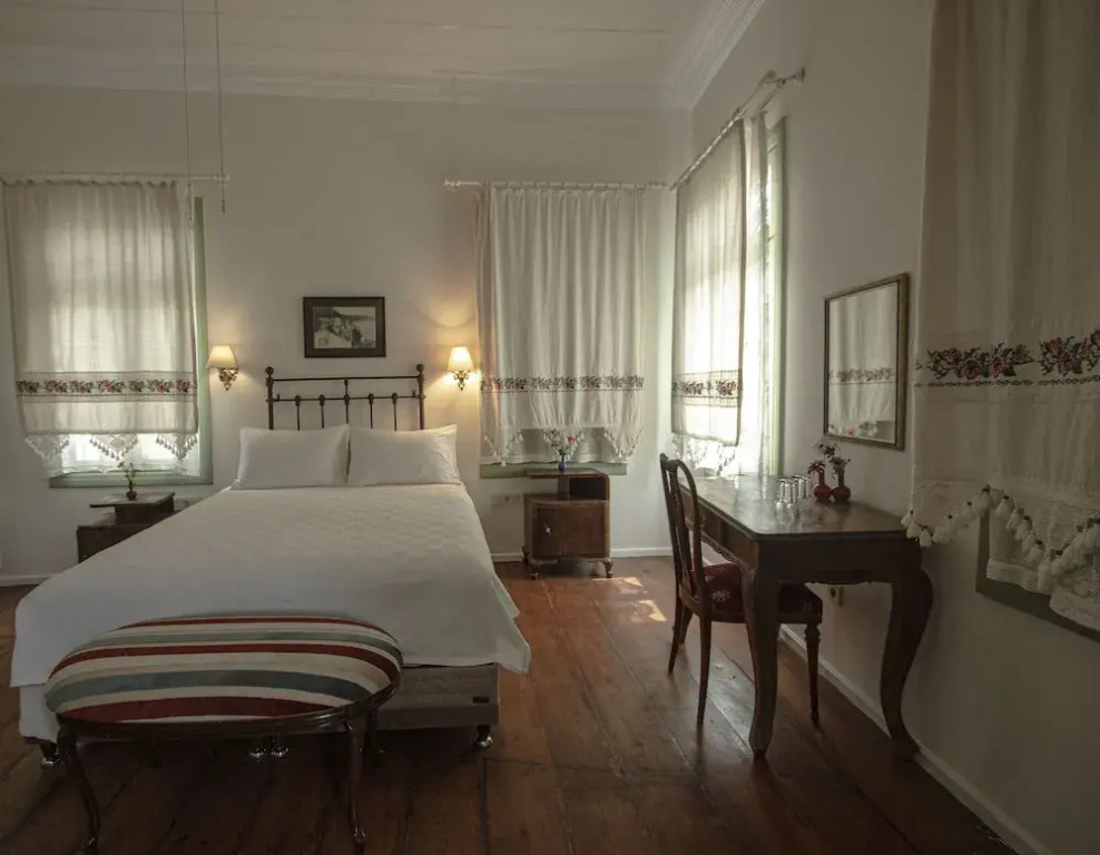 Opus 1910 Otel
