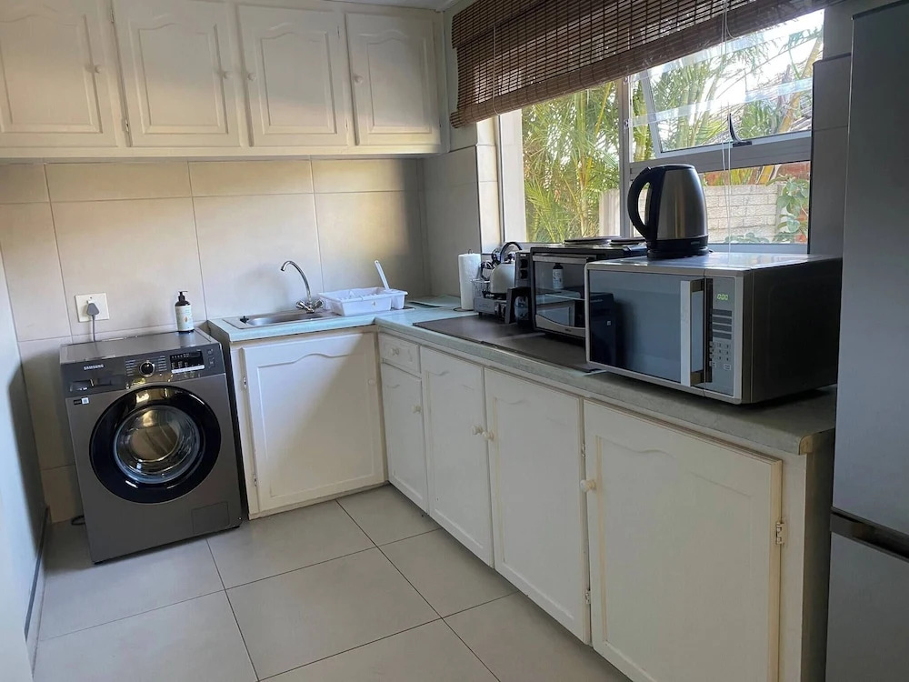 Garden Flat With AC Self Catering