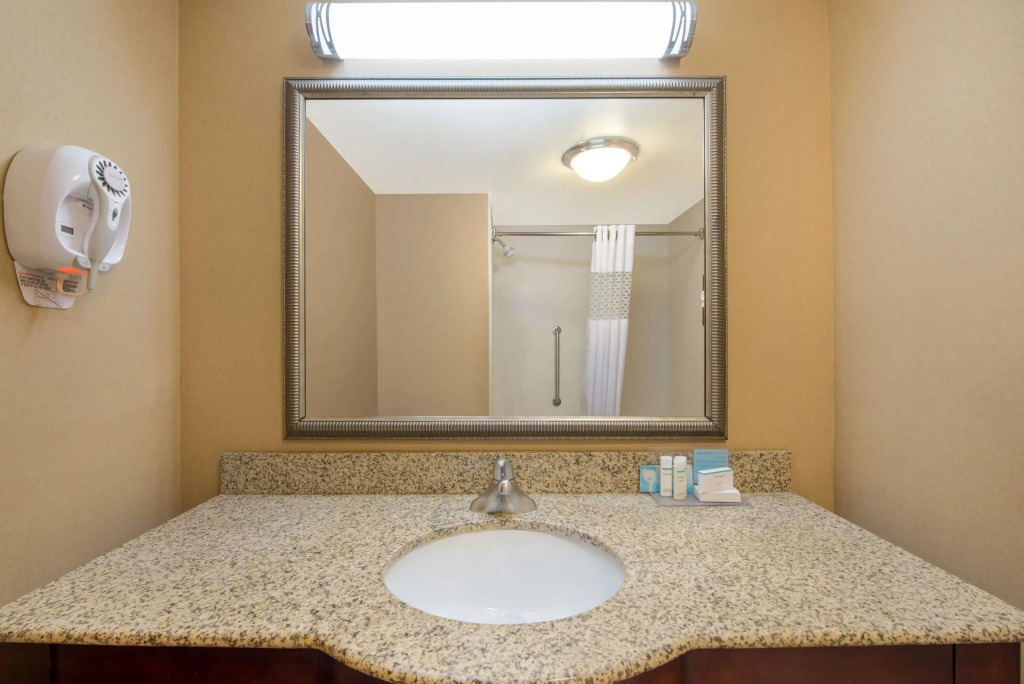 Hampton Inn & Suites Oklahoma City - South