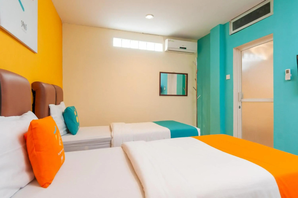 Sans Hotel Finest Medan