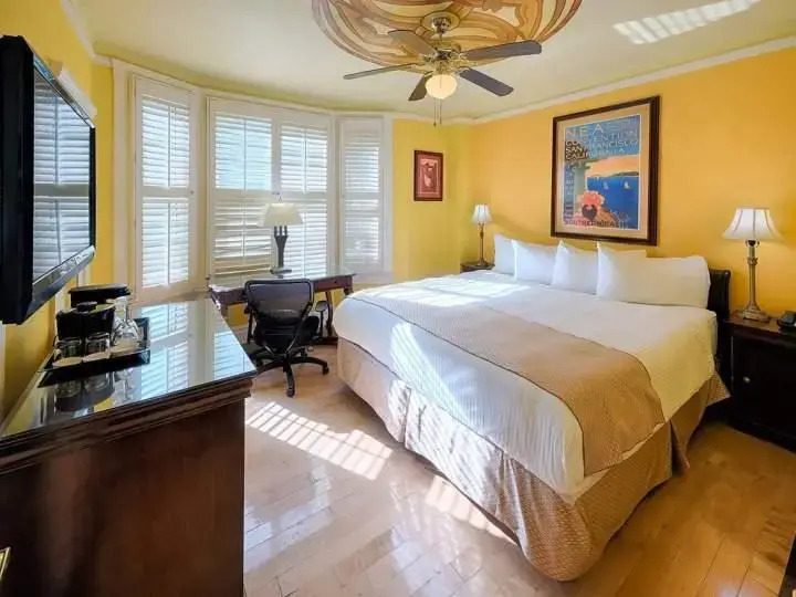 California Hotel