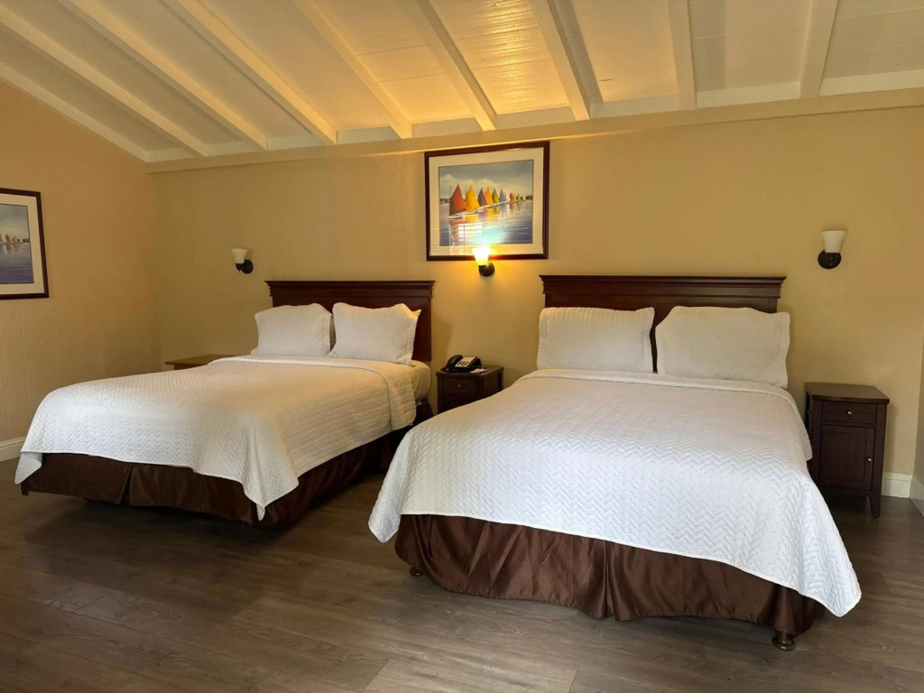 Carmel Resort Inn