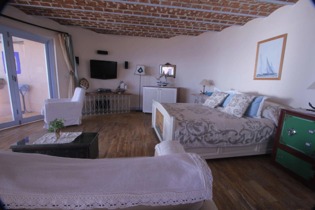 Beyaz Yunus Hotel