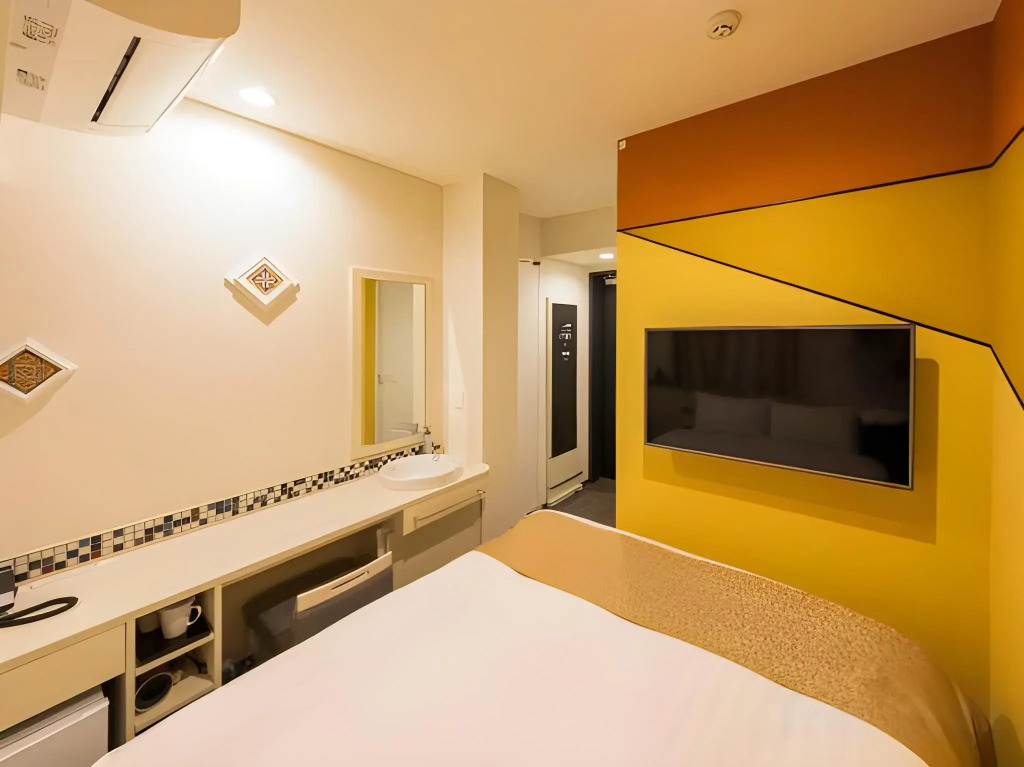 Asta Hotel
