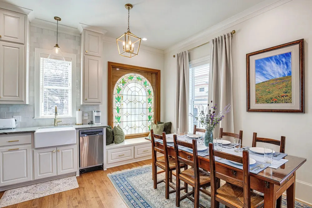 Historic Charnwood Guest House- 1 Mile to Downtown