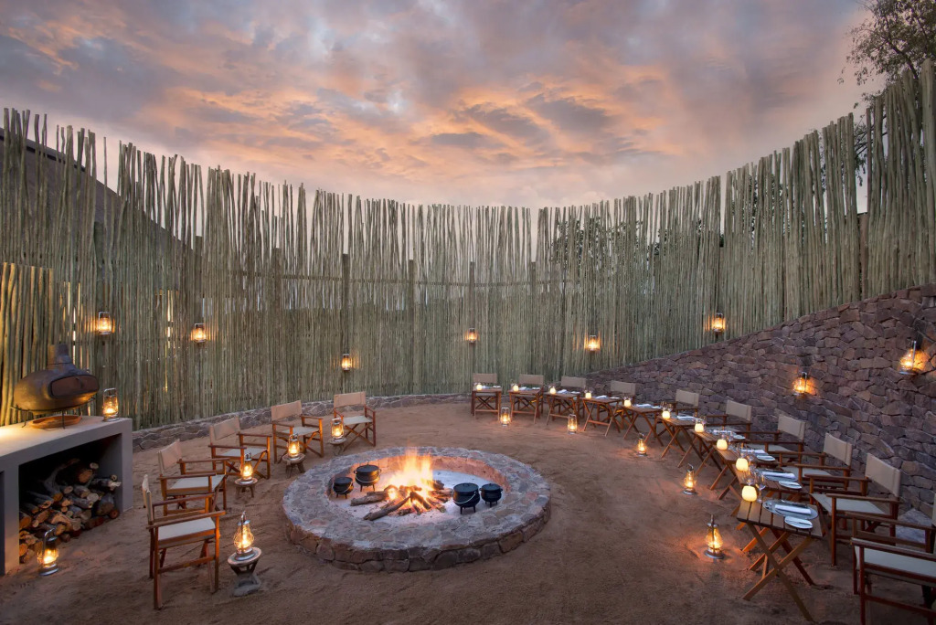 Mhondoro Safari Lodge & Villa