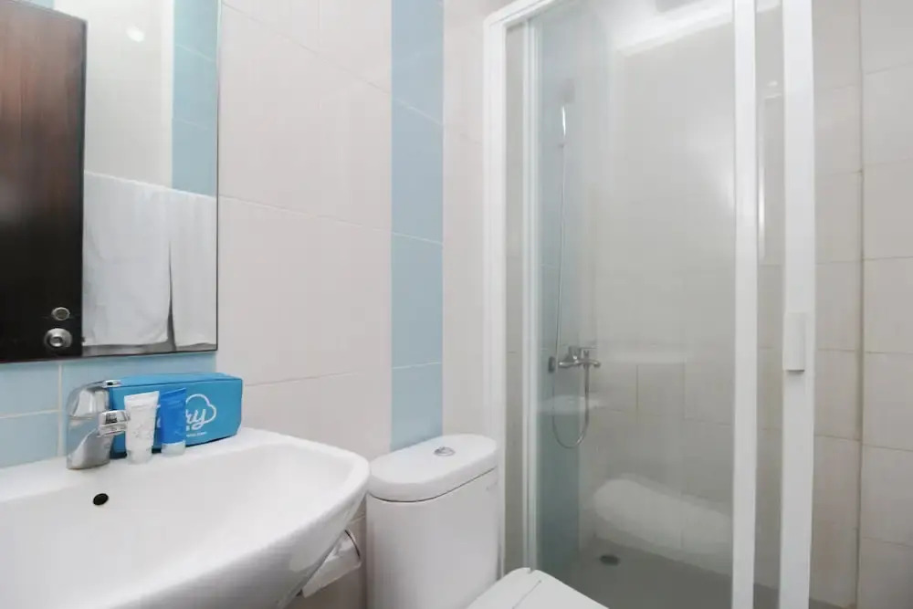 Airy Kuningan Tiong 1 Jakarta