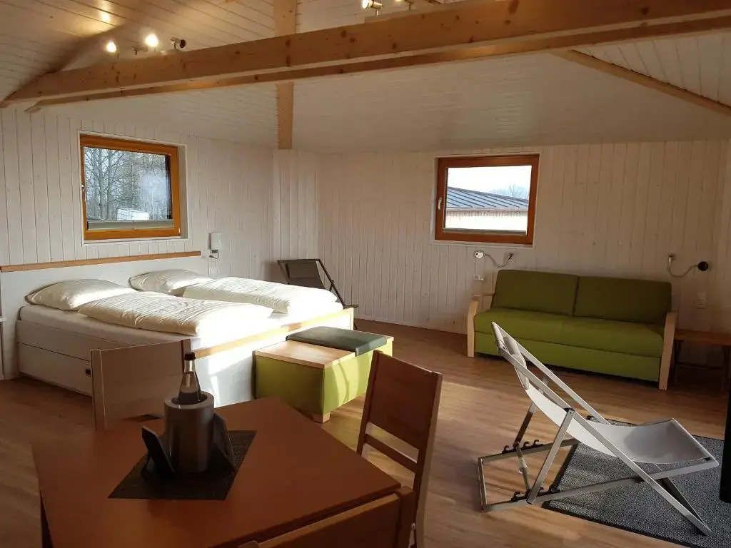 Hotel Waldquelle - Baumhaushotel Aerzen
