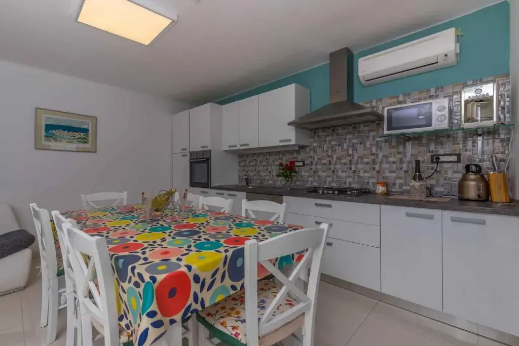 Holiday home in Crikvenica 41380