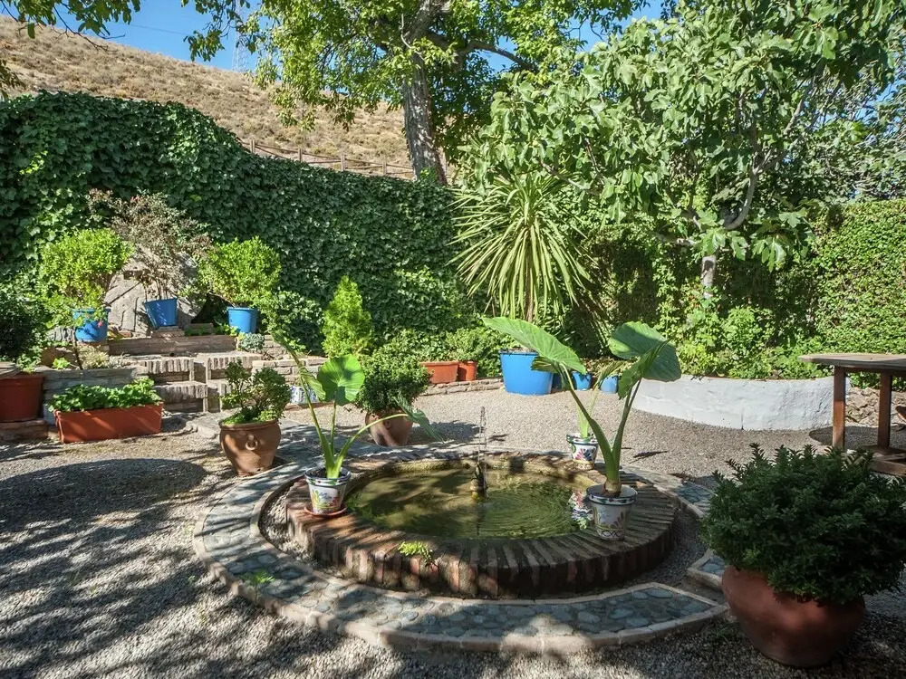 Rustic Cottage in El Padul Near the City Centre
