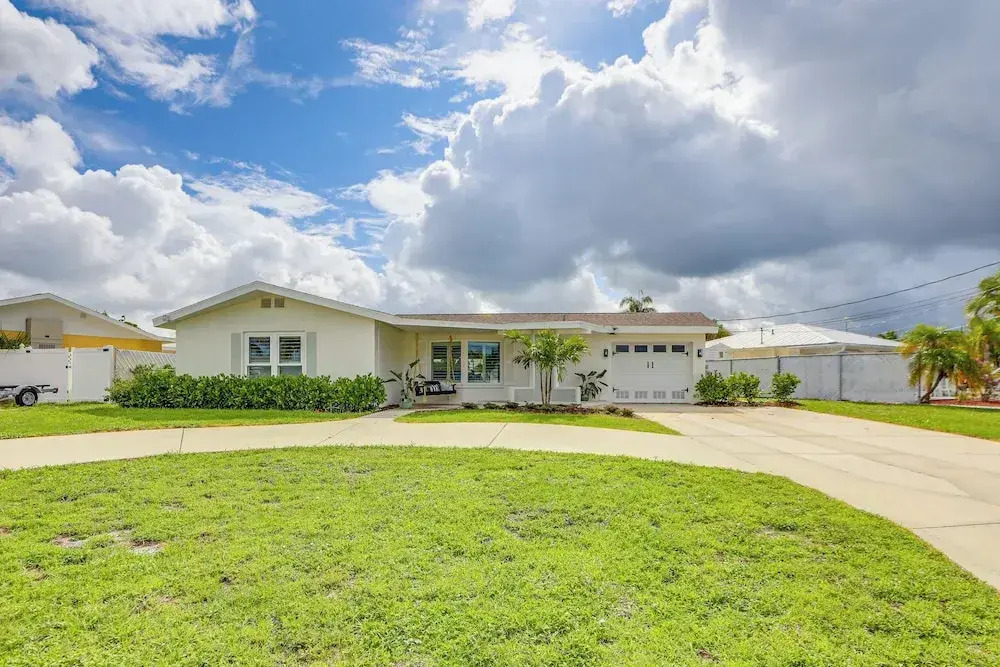 Private Fishing Dock: Waterfront Palmetto Home!
