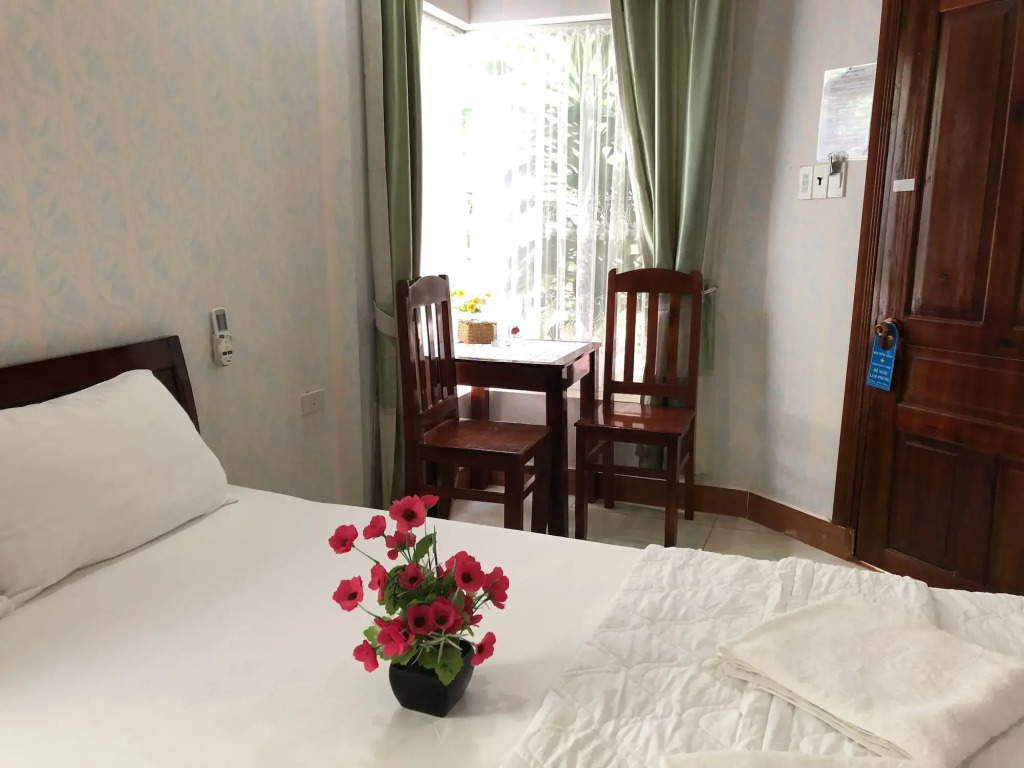 Phuc Thang Resort