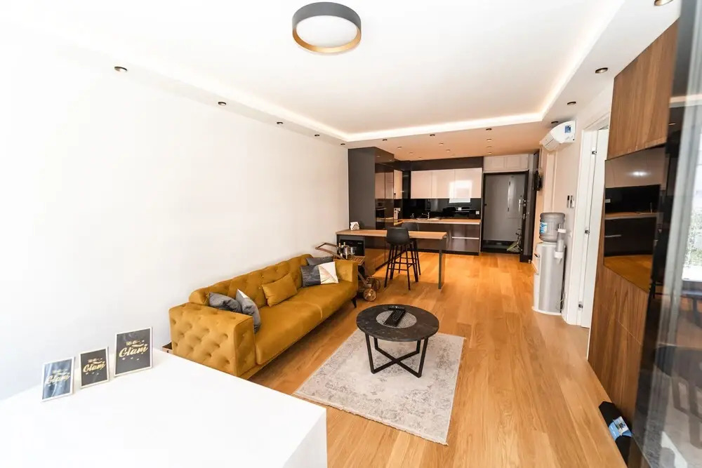 Luxury Business Apartment by Mercado