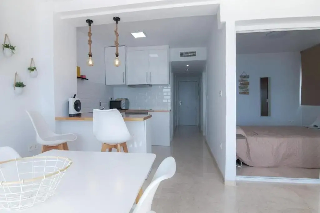 Luminoso Apartamento en Primera Línea de Playa