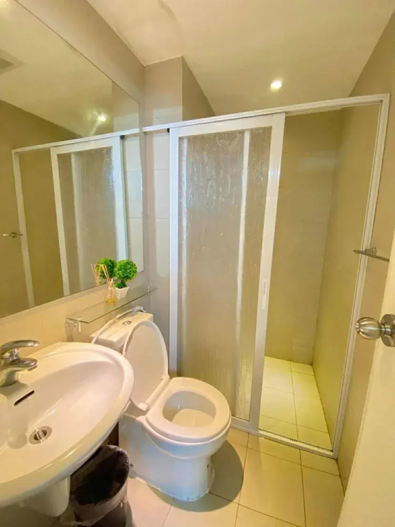 Azure Urban Resort South Paranaque Beach View Unit- Newly Renovated - Near Airport Near SM Bicutan
