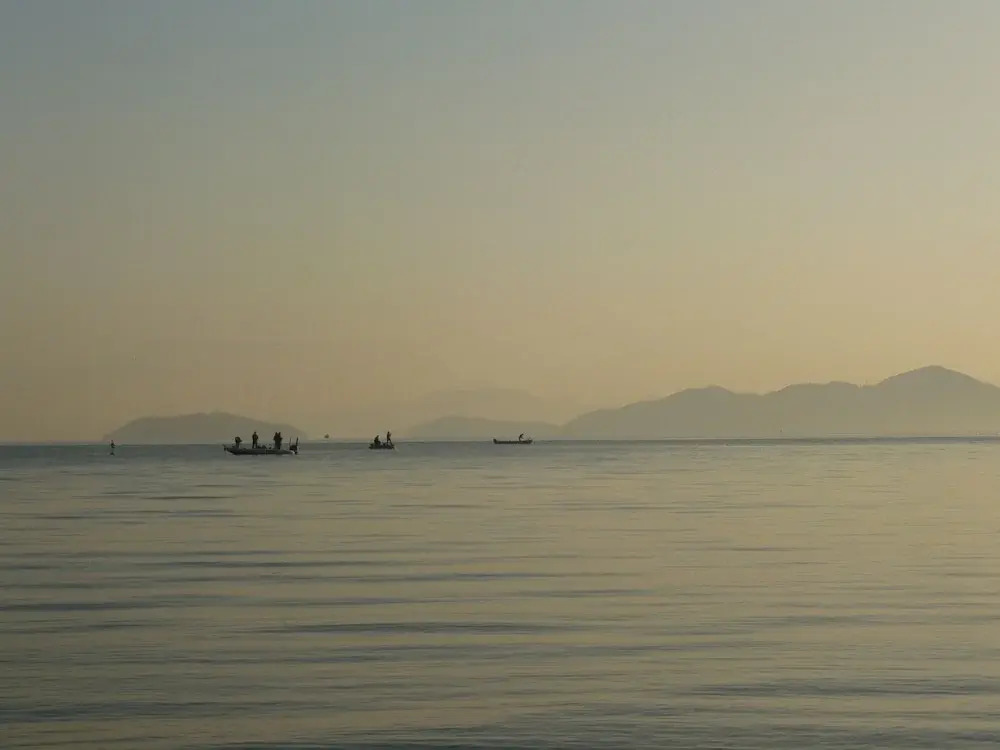 Youth Hostel WANIHAMA-Lakeside BIWA