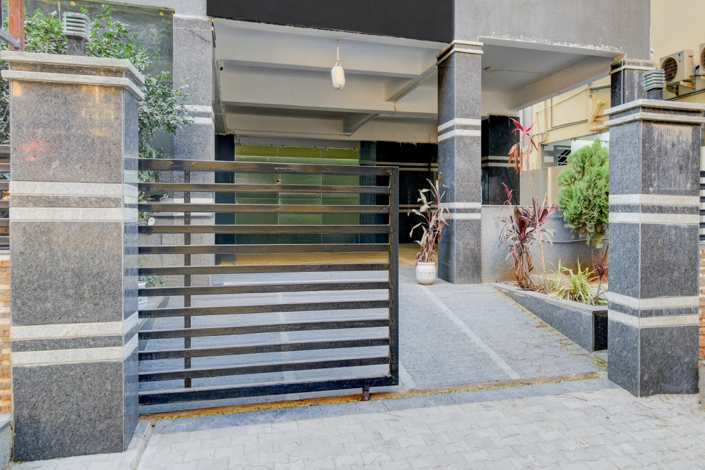 Hotel Om Sai residency
