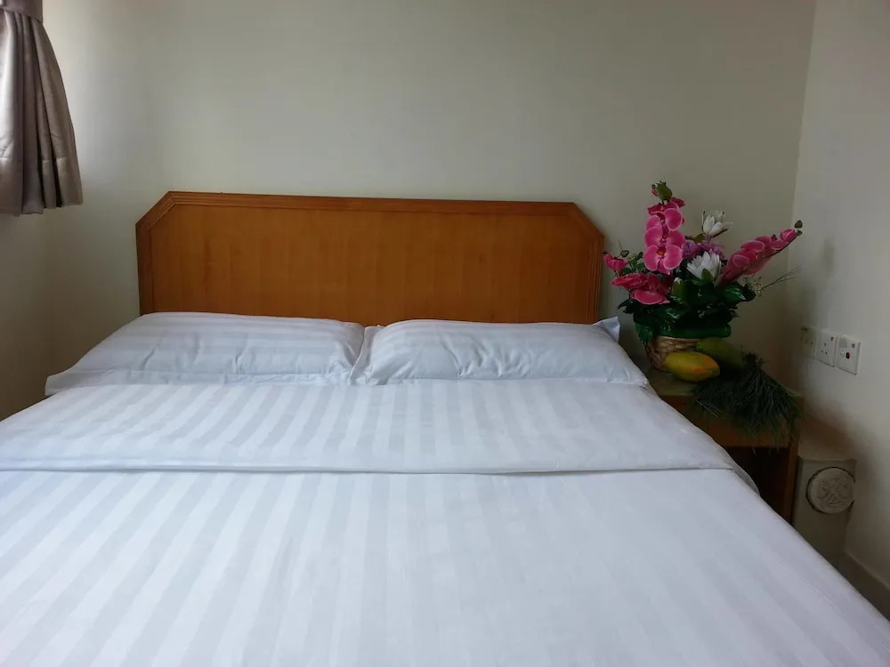 Le Cong Fraternal Guest House
