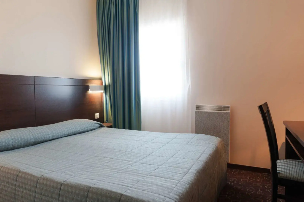 Sure Hotel by Best Western Caen Memorial