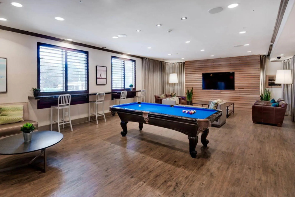 Global Luxury Suites at Lincoln Blvd