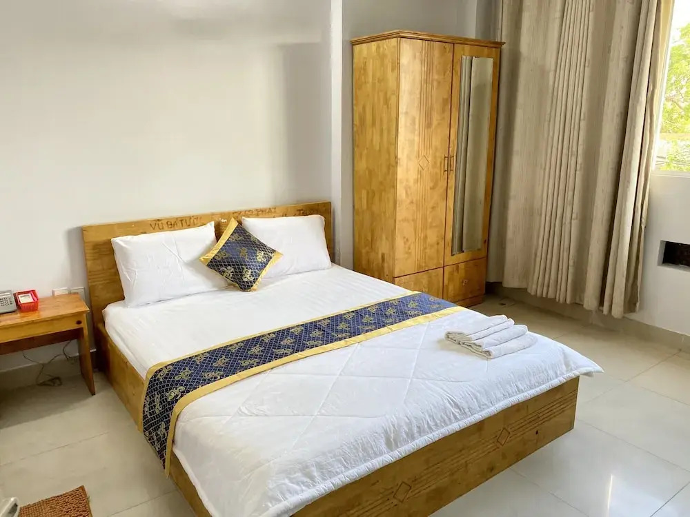Thien Son Hotel